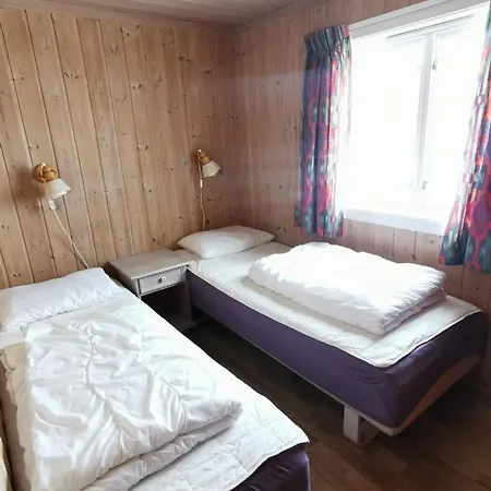 Orterstolen * غول